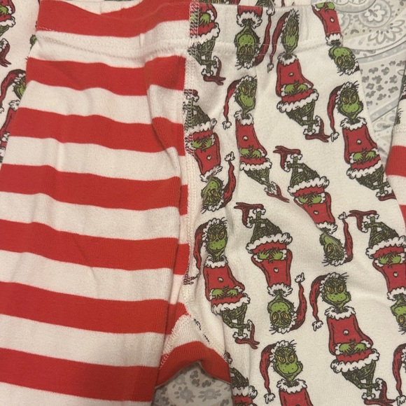 Hanna Andersson Grinch Kids Pajamas size 6-7. - Picture 2 of 10